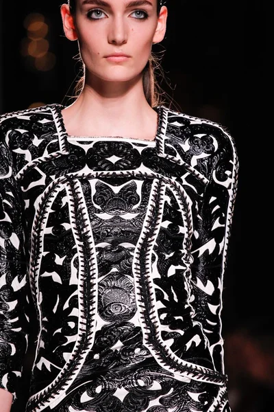 Look 22